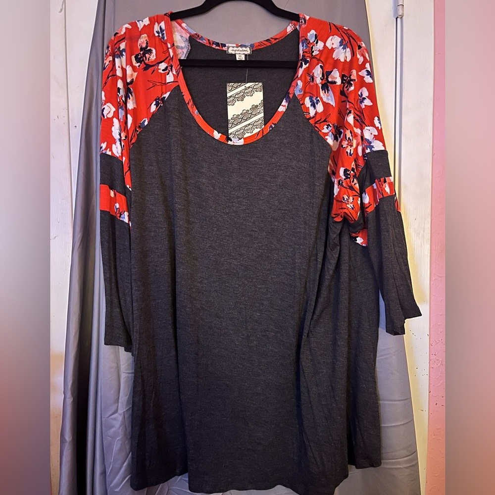 NWT Women’s 3/4 sleeve red and grey shirt plus size